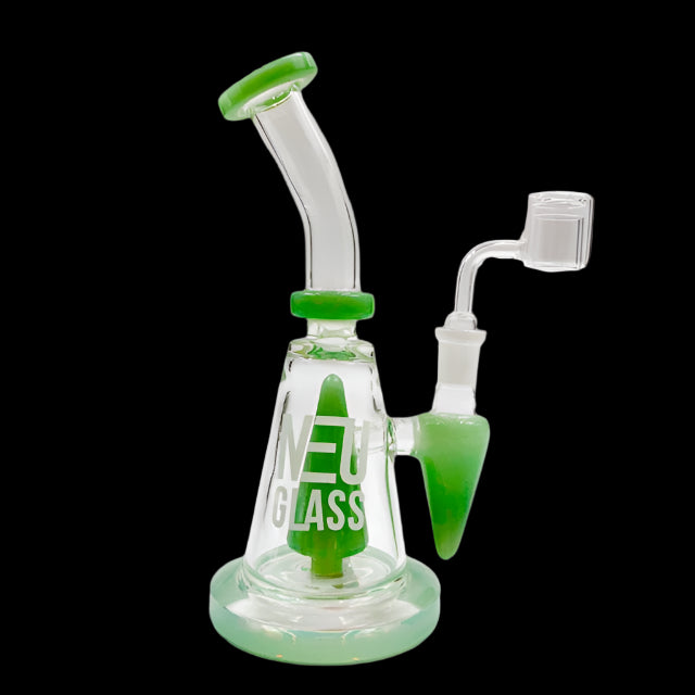 NEU_8_PYRAMID_WATER_PIPE_JADE